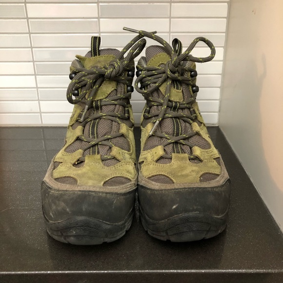 🥳HOST PICK🥳 From MEC: UNISEX Zamberlan Quantum Gortex hikers - Picture 5 of 12
